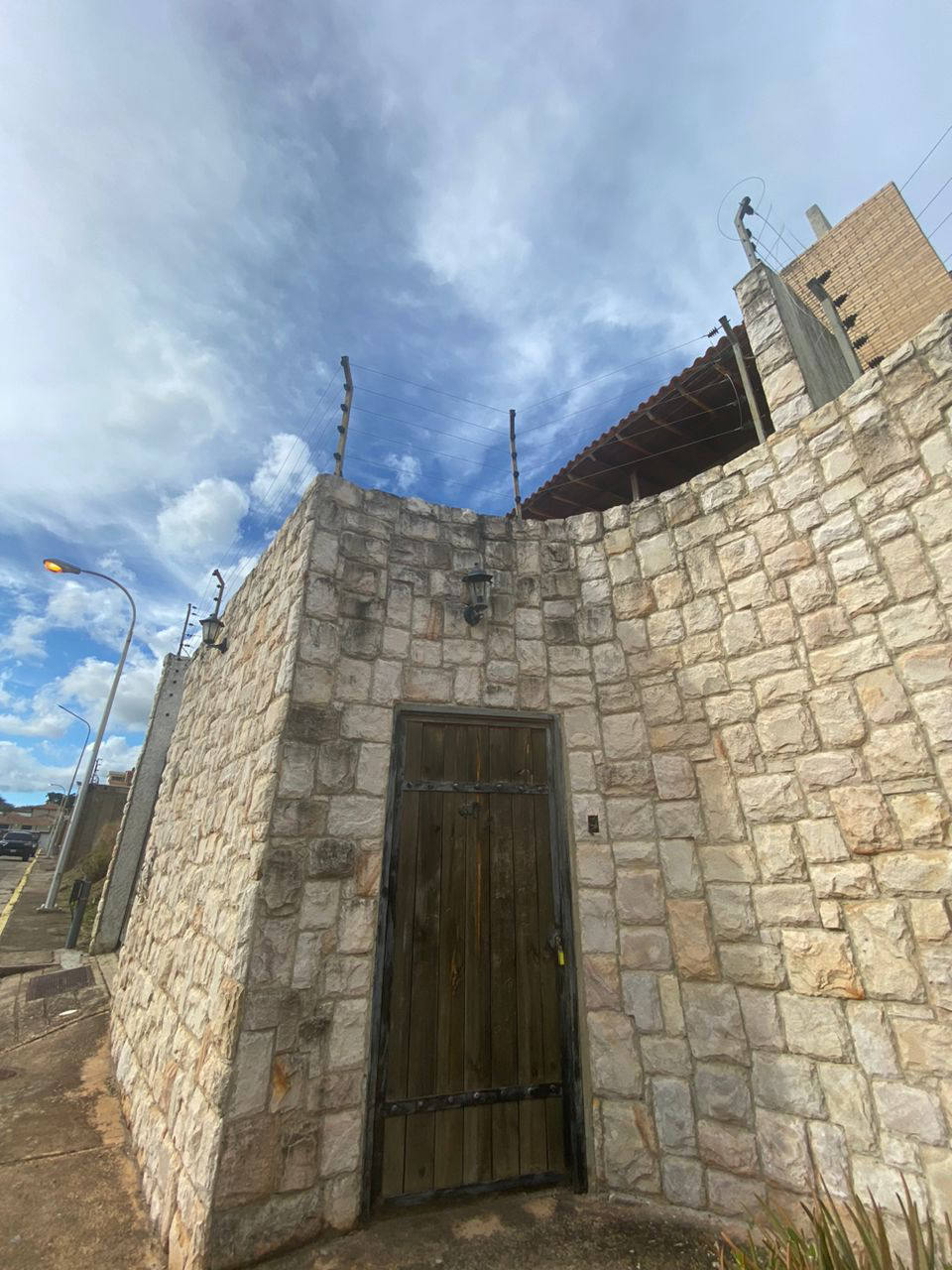 Будинок, 2745 м², 65 000$ — FAKTOR